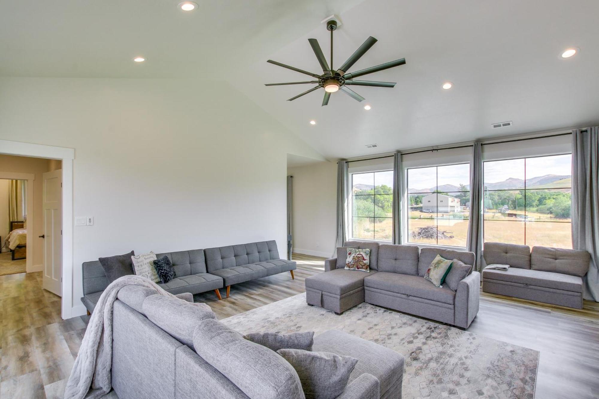 Spacious Idaho Home On Scenic Cub River! Preston Exterior photo